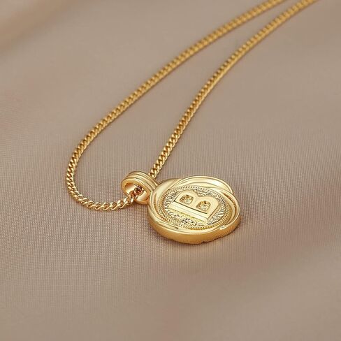 قلادات أولية بطبقات ذهبية رائعة للنساء، قلادة عملة معدنية مطلية بالذهب عيار 14 قيراط حرف A-Z مع سلسلة ربط حبل قابلة للتعديل، قلادة عصرية بطبقات للنساء والرجال in Kuwait