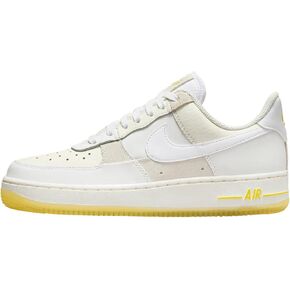 حذاء Nike Air Force 1'07 منخفض للنساء مقاس - 9.5 in Saudi Arabia
