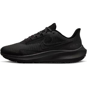 Nike women's Sneaker