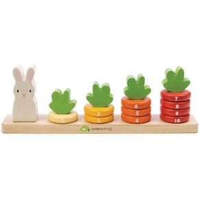 Tender Leaf Toys - Counting Carrots - Wooden Ring Stacker - Educational Toy for Early Learning, Counting, Color Sorting, and Hand-Eye Coordination - Montessori Inspired Toy for Kids - Age 18 Month+