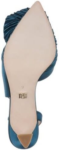 Badgley Mischka women's Blaire Pump in Saudi Arabia