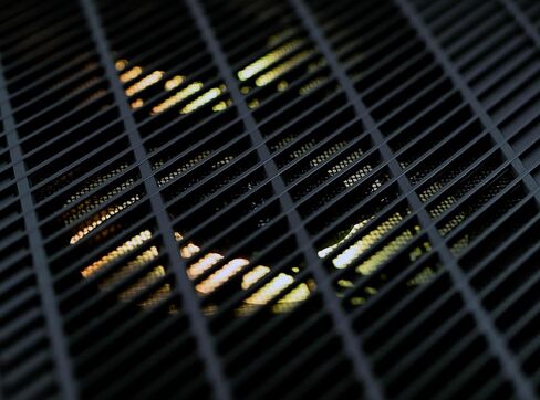 سطح المكتب ZOTAC Gaming MEK Hero للألعاب A7748S AMD Ryzen 7 7700X، GeForce RTX 4080 Super Trinity Black Edition 16GB GDDR6X، 16GB 4800 MHz DDR5، 1 تيرابايت SSD، واي فاي + بلوتوث 5.2 - GH4080SA7700XBL-01-U-W4B in Kuwait