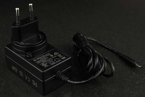 مصدر الطاقة 24 فولت 1 أمبير، معرف 1.35 ملم، OD 3.5 ملم in Kuwait