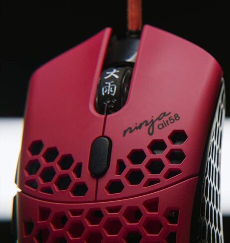 Finalmouse x Ninja Air58 - Cherry Blossom Red يزن فقط 58 أونصة خفيفة الوزن in Kuwait
