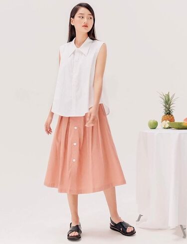 wearVAST تنورة كتان متوسطة الطول بأزرار سفلية وطيات على شكل حرف A من الكتان in Kuwait