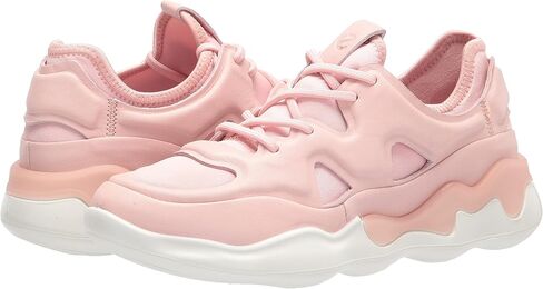 ECCO Women's Elo Athletic Sneaker in Saudi Arabia