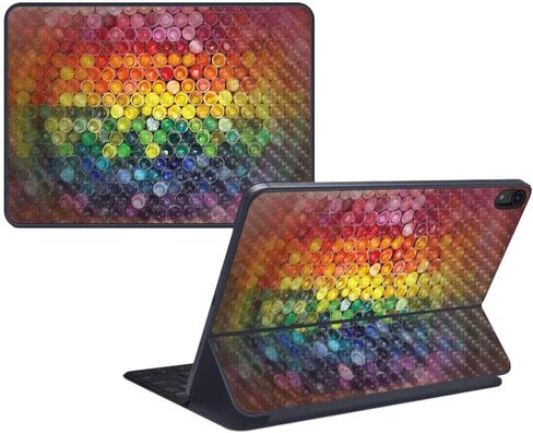 غلاف MightySkins من ألياف الكربون للوحة المفاتيح الذكية Apple iPad Pro مقاس 12.9 بوصة (2018) - ابتسامة السلام - لمسة نهائية واقية ومتينة من ألياف الكربون - سهلة التطبيق وتغيير الأنماط - صنع في الولايات المتحدة الأمريكية in Saudi Arabia