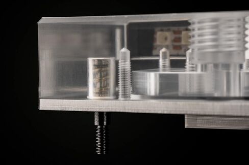 EKWB EK-Quantum Velocity 2 CPU Water Block AM5 D-RGB وEK-Cryofuel Clear Coolant Bundle، نيكل + بلكسي in Saudi Arabia