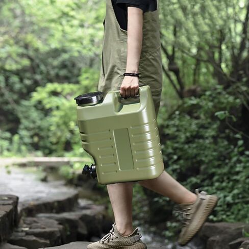 إبريق ماء للتخييم سعة 3.2 جالون، حاوية مياه للتخييم باللون الأخضر مع حنفية، خزان مياه محمول للتنزه في الهواء الطلق ومستلزمات الطوارئ للنزهات، خالية من مادة BPA in Kuwait