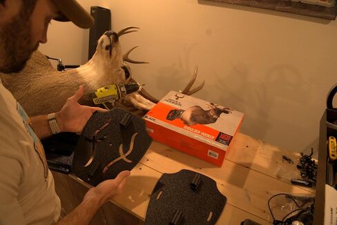 Skull Hooker Large Powder-Coated Steel Mounts Designed for Mounting Large Animals Such As Elk and Moose in Saudi Arabia