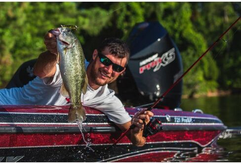 Ugly Stik Carbon Spinning Fishing Rod in Saudi Arabia