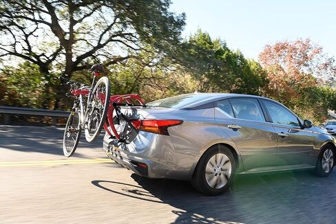 Saris Bones Car Bike Rack, Trunk or Hitch Carrier, Mount 2-4 Bicycles in Saudi Arabia