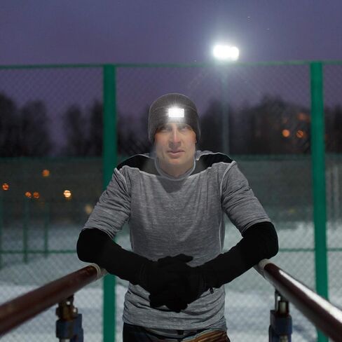 Syhood 4 Pieces Christmas Unisex 5 Led Knitted Winter Flashlight Beanie Cap Knit Men Headlamp Hat in Saudi Arabia