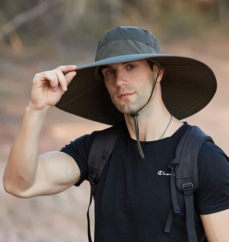 قبعة دلو ذات حافة عريضة للغاية بعامل حماية من الأشعة فوق البنفسجية 50+ قبعة شمسية مقاومة للماء لصيد الأسماك والمشي لمسافات طويلة والتخييم in Kuwait