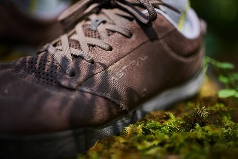 Astral Men's Hiking Boots in Kuwait