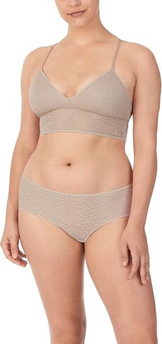 DKNY Women's Modern Lace Racerback Bralette Bra, Foam Lined Cups in Saudi Arabia