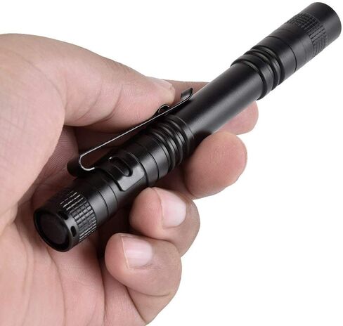 MODOAO LED Penlight مصباح يدوي تكتيكي، 4 قطع 200LM Penlight مصباح يدوي تكتيكي مع مشبك جيب Penlight ضوء الطوارئ المحمول (4 قطع) in Kuwait