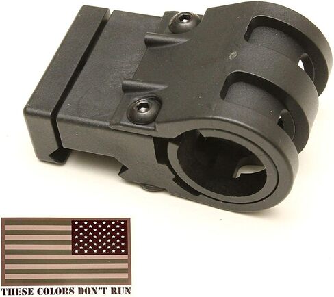 حامل مصباح يدوي بوليمر Viking Tactics VTAC MK4 وملصق العلم الأمريكي in Kuwait