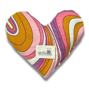 Handmade Heart-Shaped Eye Pillow - Weighted Organic Lavender & Flax Seed For Yoga and Meditation, Perfect Valentine's Day Gift for Mom & Mothers
