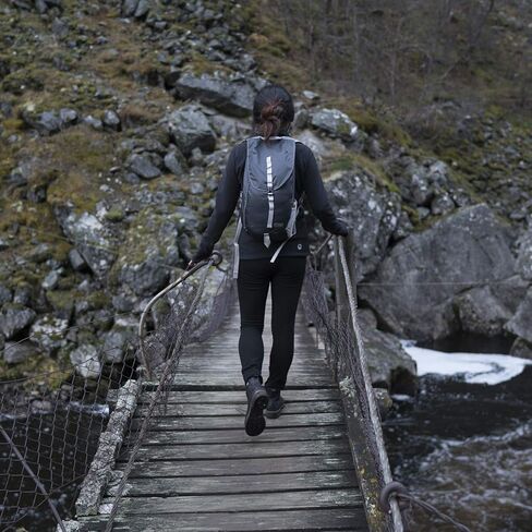 حقيبة ظهر لويس إن كلارك خفيفة الوزن وقابلة للتعبئة مع جيب RFID، أسود، 18 بوصة in Kuwait