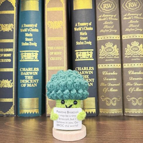 Mini Funny Positive Emotional Support Pickle,Cute Knitted Wool Ornaments with Positive Card,Creative Cute Crochet Doll Cheer Up Christmas Gifts for Friends Women Student Coworkers Family (Pickle) in Saudi Arabia