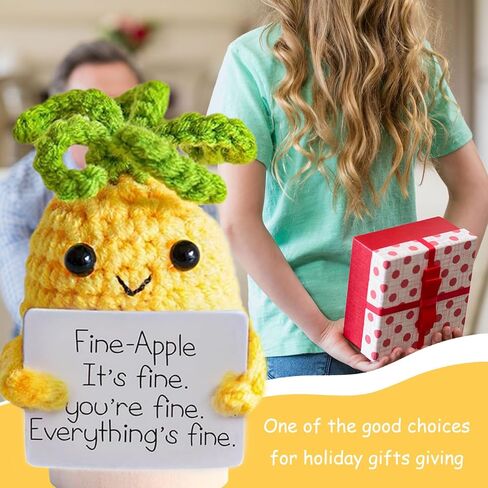 مخلل دعم عاطفي إيجابي صغير مضحك يدويًا، أشياء لطيفة مضحكة من الصوف المحبوك يدويًا، حلي عيد الميلاد من الكروشيه، هدايا أقل من 10 دولارات للنساء وزملاء العمل والأصدقاء والأسرة 4.27 بوصة (النمط 4) in Kuwait