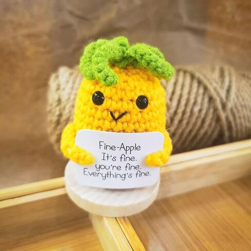 مخلل دعم عاطفي إيجابي صغير مضحك يدويًا، أشياء لطيفة مضحكة من الصوف المحبوك يدويًا، حلي عيد الميلاد من الكروشيه، هدايا أقل من 10 دولارات للنساء وزملاء العمل والأصدقاء والأسرة 4.27 بوصة (النمط 4) in Kuwait