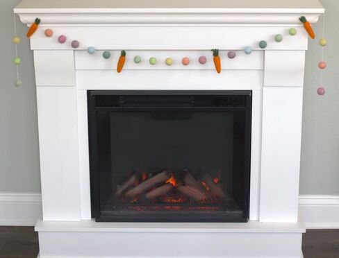 عيد الفصح الجزر فيلت إكليل - سلسلة بطول 6 أقدام مع 25 شكل قابل للتعديل - كرات 1 بوصة، جزر 3.25 بوصة - 100% صوف - قوس قزح باستيل - لافتة عباءة زنبركية، ديكور أرنب على الرف، فكرة هدية مصنوعة يدويًا صديقة للبيئة in Kuwait