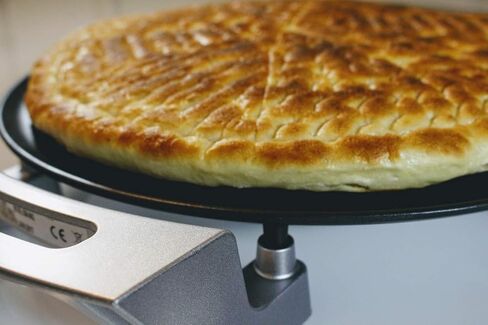 Addis Griddle (Mitad/Mogogo) - شواية كهربائية رقمية مقاس 16 بوصة لـ Injera وLefse وPancake - توزيع متساوي للحرارة in Saudi Arabia