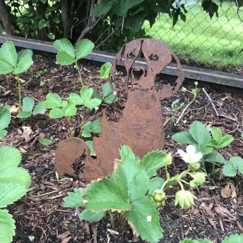 Corten Steel Beagle Dog Silhouette Yard Stake (Large) in Saudi Arabia