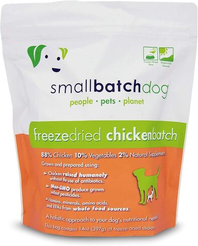 Smallbatch Pets نظام غذائي خام ممتاز مجفف بالتجميد للكلاب، عبوتان، وصفة دجاج، 14 أونصة في كل كيس (إجمالي 28 أونصة)، صنع في الولايات المتحدة الأمريكية، منتجات عضوية، لحم مرفوع بطريقة إنسانية، يرطب ويقدم الفطائر in Kuwait