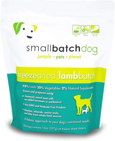 Smallbatch Pets نظام غذائي خام ممتاز مجفف بالتجميد للكلاب، عبوتان، وصفة لحم الضأن، 14 أونصة في كل كيس (إجمالي 28 أونصة)، صنع في الولايات المتحدة الأمريكية، منتجات عضوية، لحم مرفوع بطريقة إنسانية، يرطب ويقدم الفطائر in Kuwait