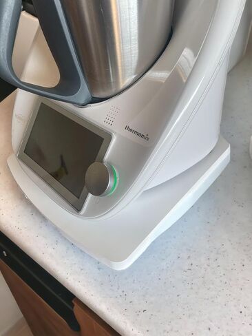 efo Wooden Thermomix Sliding Board - Stable Board Tailored to Thermomix TM5 & TM6 - Convenient Handles and Additional Pads to Facilitate Sliding - Premium Wood Thermomix Accessories (White) in Saudi Arabia