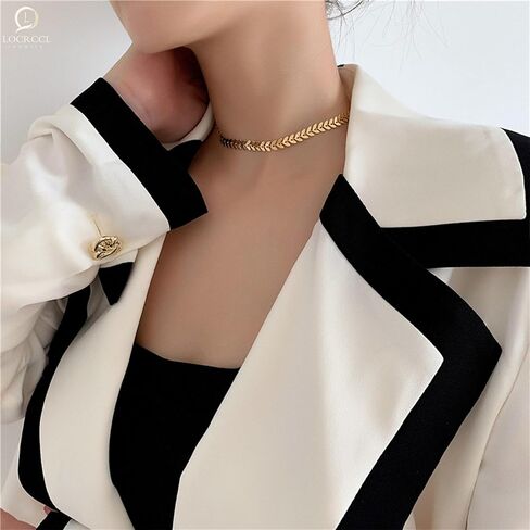 Flat Chevron Statement Necklace Airplane Leaf Two Layered Necklaces Gold Arrow Collarbone chain Necklace for Women Fashion Jewelry Gift (Gold) in Saudi Arabia