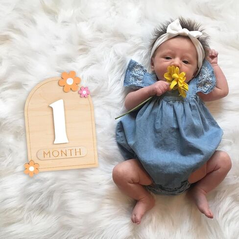 Chippi & Co Cute Monthly Baby Milestone Board, Month Milestone Girl, Boy, Milestone Signs Wooden Circles For Newborn, Infant, Meses De Bebes Para Fotos, 1-12 Months Age Cards Discs For Photo Props in Saudi Arabia