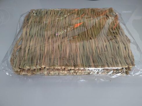 حصيرة العشب للحيوانات الأليفة لألعاب المضغ على شكل أرنب أرنب، حصيرة سرير منسوجة لخنزير غينيا شينشيلا السنجاب الهامستر والقطط والكلاب والحيوانات الصغيرة، وحدة تغذية القش الطبيعية المصنوعة يدويًا، متينة ومريحة (3 قطع) in Kuwait