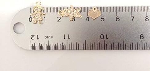 SIFRIMANIA Personalized Children's Charm Choker Necklace, Boys or Girls Customizable Pendants, Growing Family Jewelry for Women (4 Girls) in Saudi Arabia