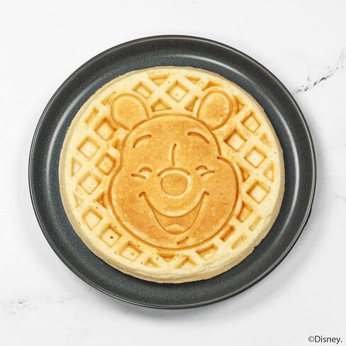 Uncanny Brands Disney Winnie the Pooh Waffle Maker - دب العسل المفضل لديك على الفطائر الخاصة بك in Kuwait