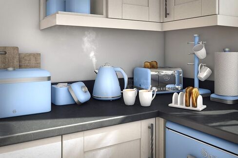 Swan ST19020BLN Retro Toaster, 7.2"x11.5"x10.4", Blue in Saudi Arabia