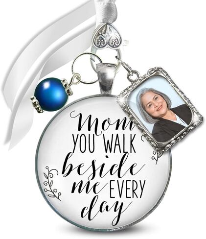 Bouquet Charm for Wedding Mom I Carry Your Heart Memorial Keepsake 1 Photo Frame Vintage Silvertone Jewelry White Glass White Bead for Bride's Flowers DIY Picture Template in Kuwait