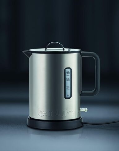 Bodum 11787-57US 11787-16WM غلاية ماء، 34 أونصة، كروم in Kuwait