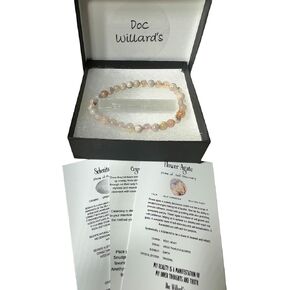 مجموعة هدايا كريستال مع سوار من العقيق الزهري وحجر السيلينيت وبطاقات معلوماتية سوار كريستال قابل للتمدد من الكريستال للشفاء الميتافيزيقي مقاس 7.25-7.50 بوصة للجنسين ريكي in Kuwait