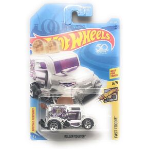 Hot Wheels 2018 50th Anniversary Fast Foodie Roller Toaster (Toaster Car) 69/365, Chrome