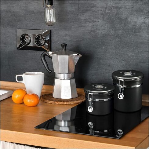ماكينة تحضير القهوة Cuisinart DCC-3200BKS سعة 14 كوبًا قابلة للبرمجة (أسود، ستانلس ستيل) مع علبة قهوة ومزيل الترسبات (3 عناصر)، تحضير القهوة العادية أو الجريئة in Saudi Arabia