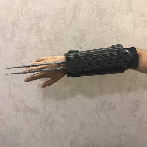 Predator Gauntlet ForeArm (3D Printed) Replica Props Cosplay in Saudi Arabia