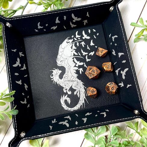 صينية النرد Dragon Crows DnD، جلد نباتي، هدية، مصنوعة بواسطة LaserTavern (أسود/فضي) in Kuwait