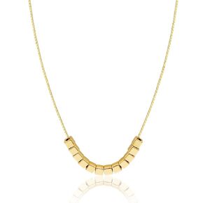 Initial Necklaces for Women,Small Square 14k Gold Necklace for Women Exquisite Geometric Sugar Cube Pendant Necklace is Simple and Iuxurious, Perfect Gift for Brides and Bridesmaids