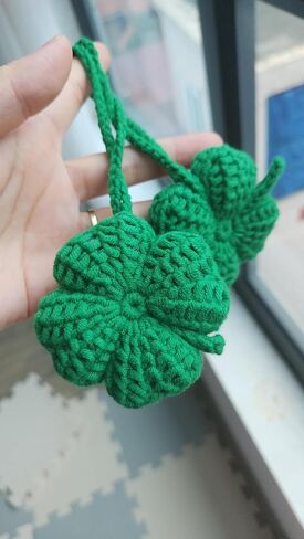 Crochet Four Leaf Clover Keychain Handmade Crochet Clover Lucky Accessories for Car Keys Bags in Saudi Arabia