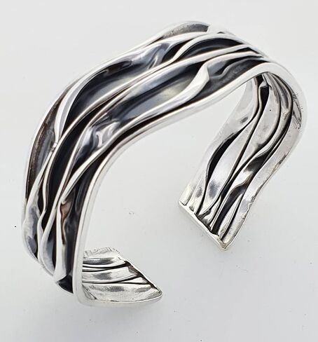Women's Bracelet - Statement Bangle Crushed Style 925 Sterling Silver Cuff Bangle Bracelet for Women Ladies Girls (25 Mm) in Saudi Arabia