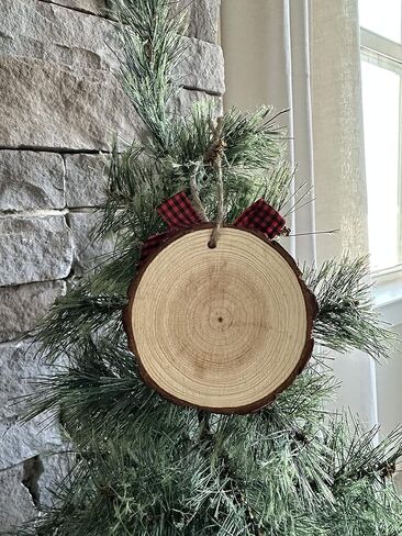 زينة عيد الميلاد لشريحة خشبية من نيو هوم 2023 (يتضمن صندوق الهدايا) (فيونكة مربعة باللون الأبيض والأحمر) in Saudi Arabia